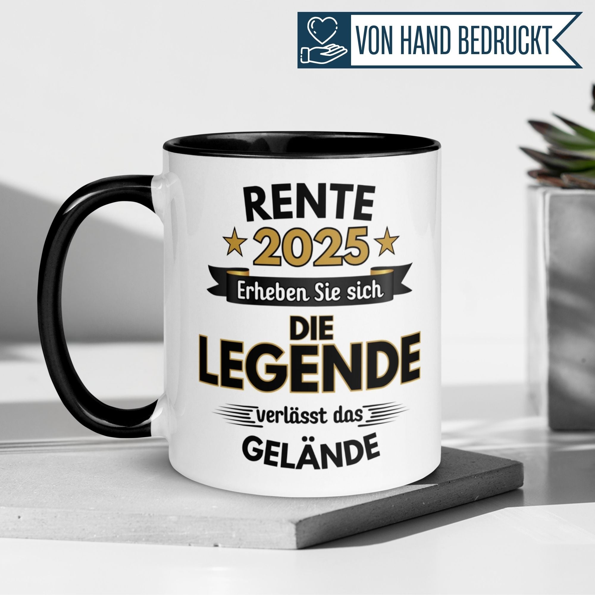 Tasse Rente | Pension & Renteneintritt | Rente 2025 - Die Legende verlässt das Gelände