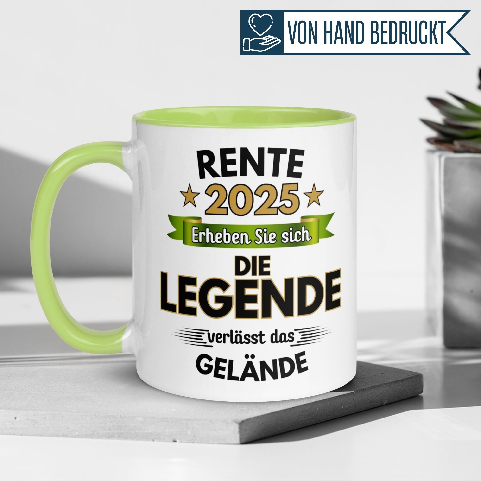 Tasse Rente | Pension & Renteneintritt | Rente 2025 - Die Legende verlässt das Gelände