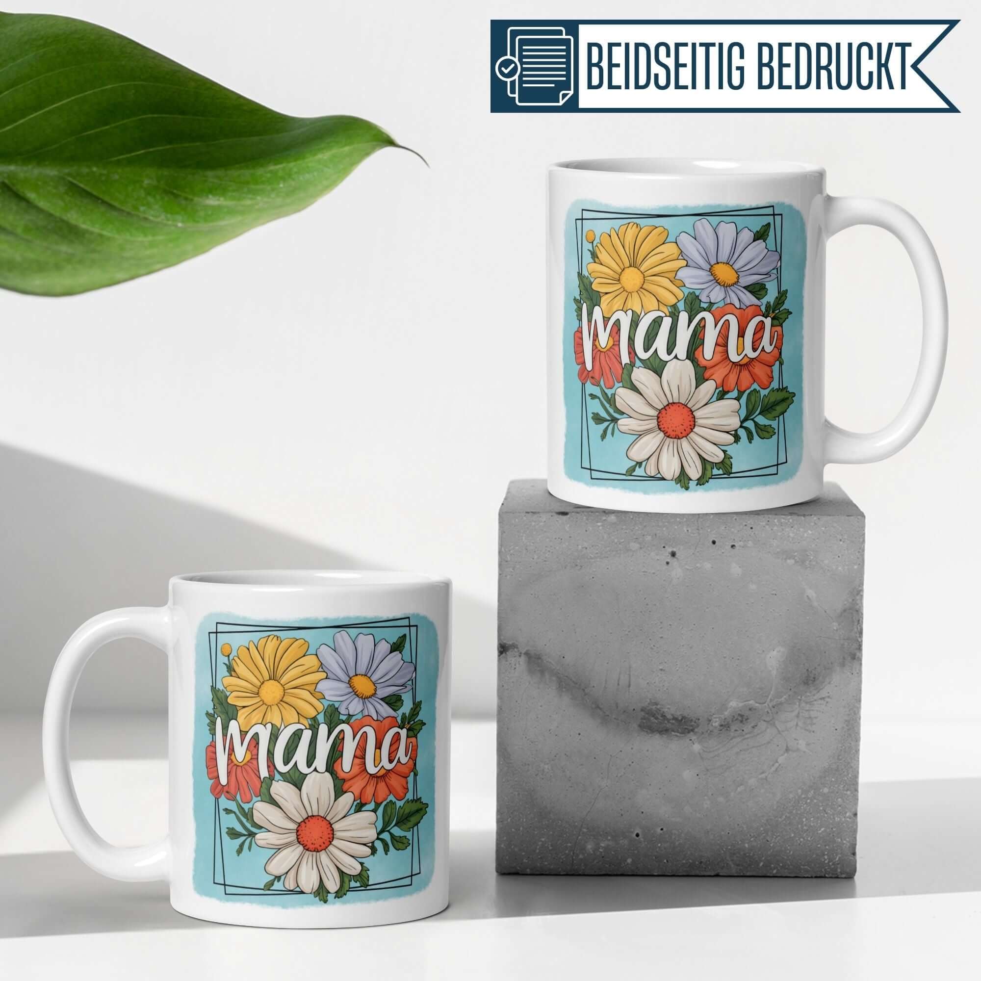 Bunte Mama-Tasse mit Sommerblumen, fröhliches Handlettering-Design, ideal als Geschenk.