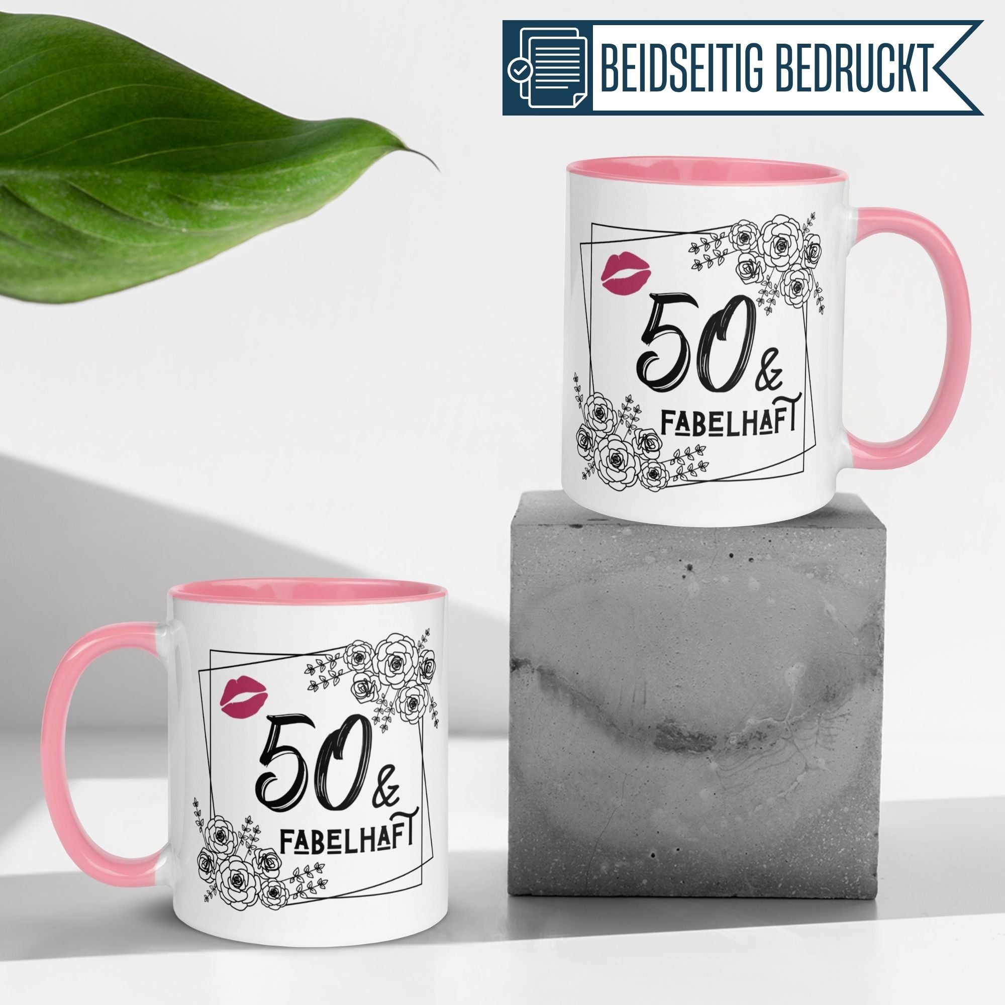 Momentals® Geburtstagstasse 50 & fabelhaft, beidseitig bedruckt, rosa Henkel, ideal für kaffeeliebende Frauen.