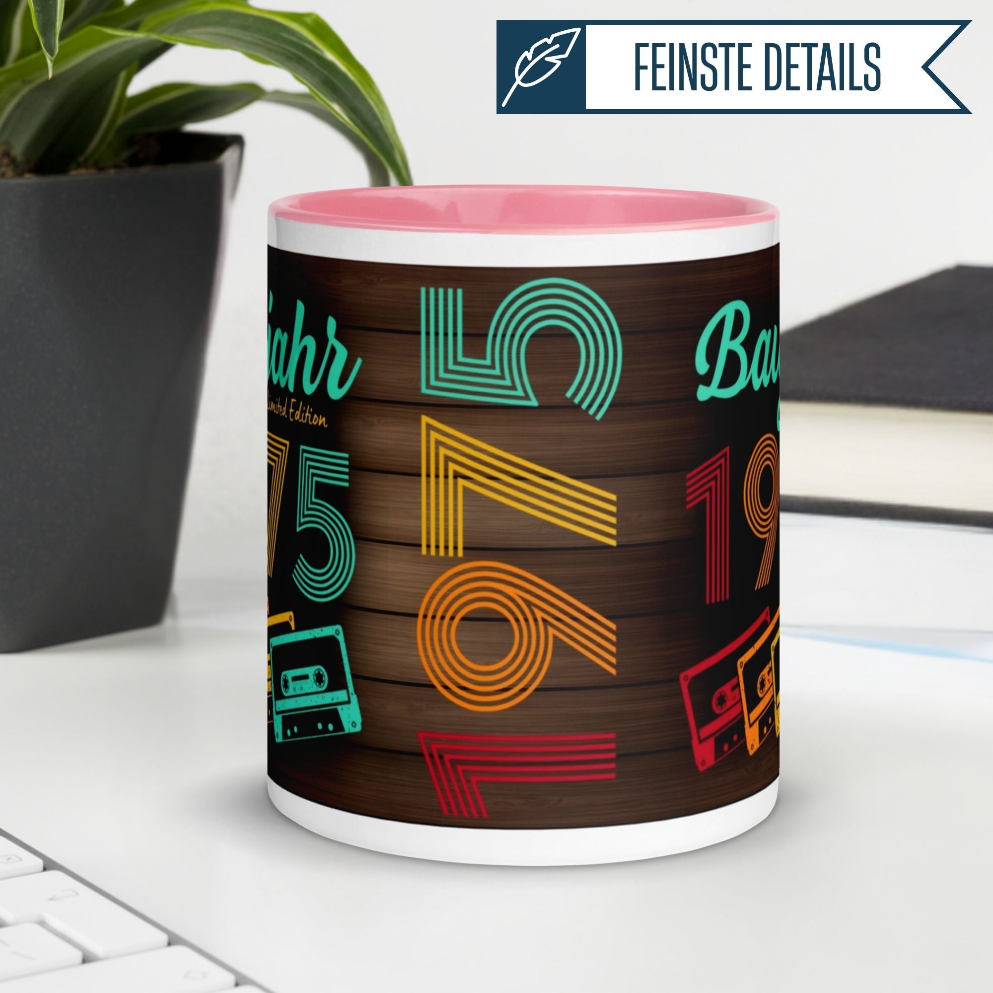 Momentals 50. Geburtstag Tasse mit bunten Zahlen und Retro-Design, perfekt für einen besonderen Geburtstag.