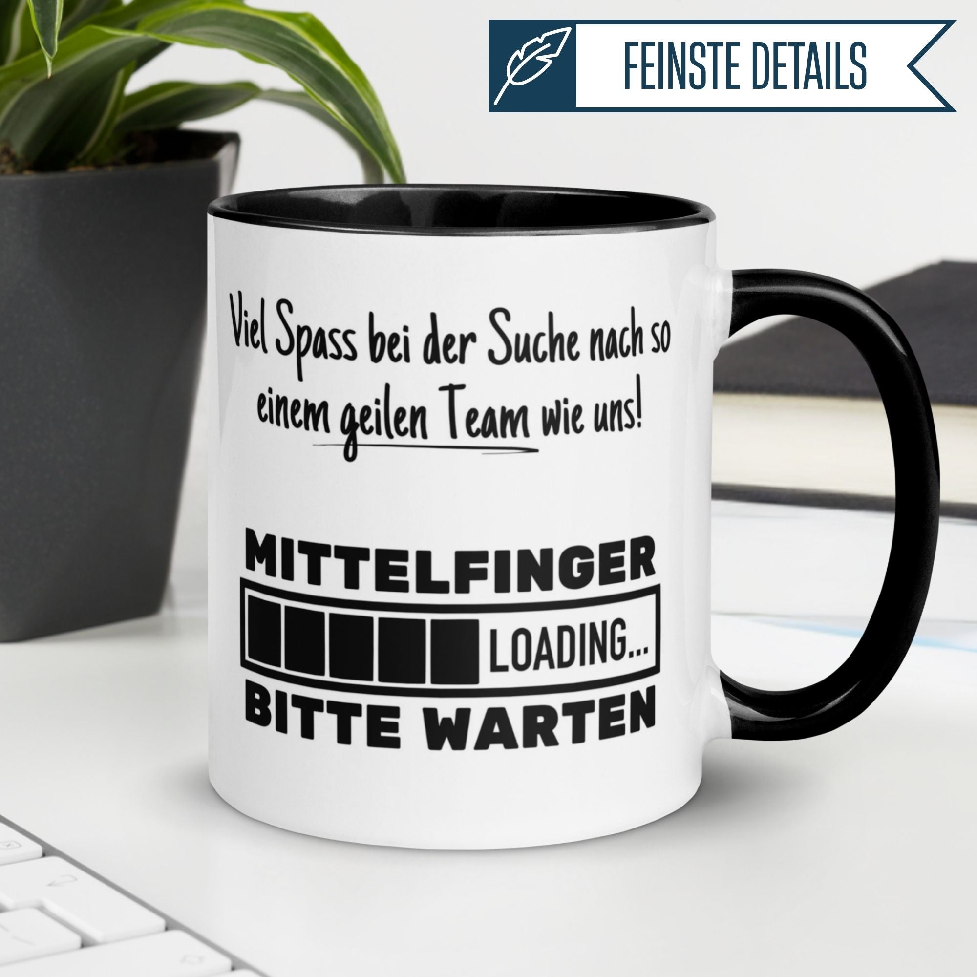 Momentals® Tasse mit Mittelfinger-Design und frechem Abschiedsspruch für Kollegen.