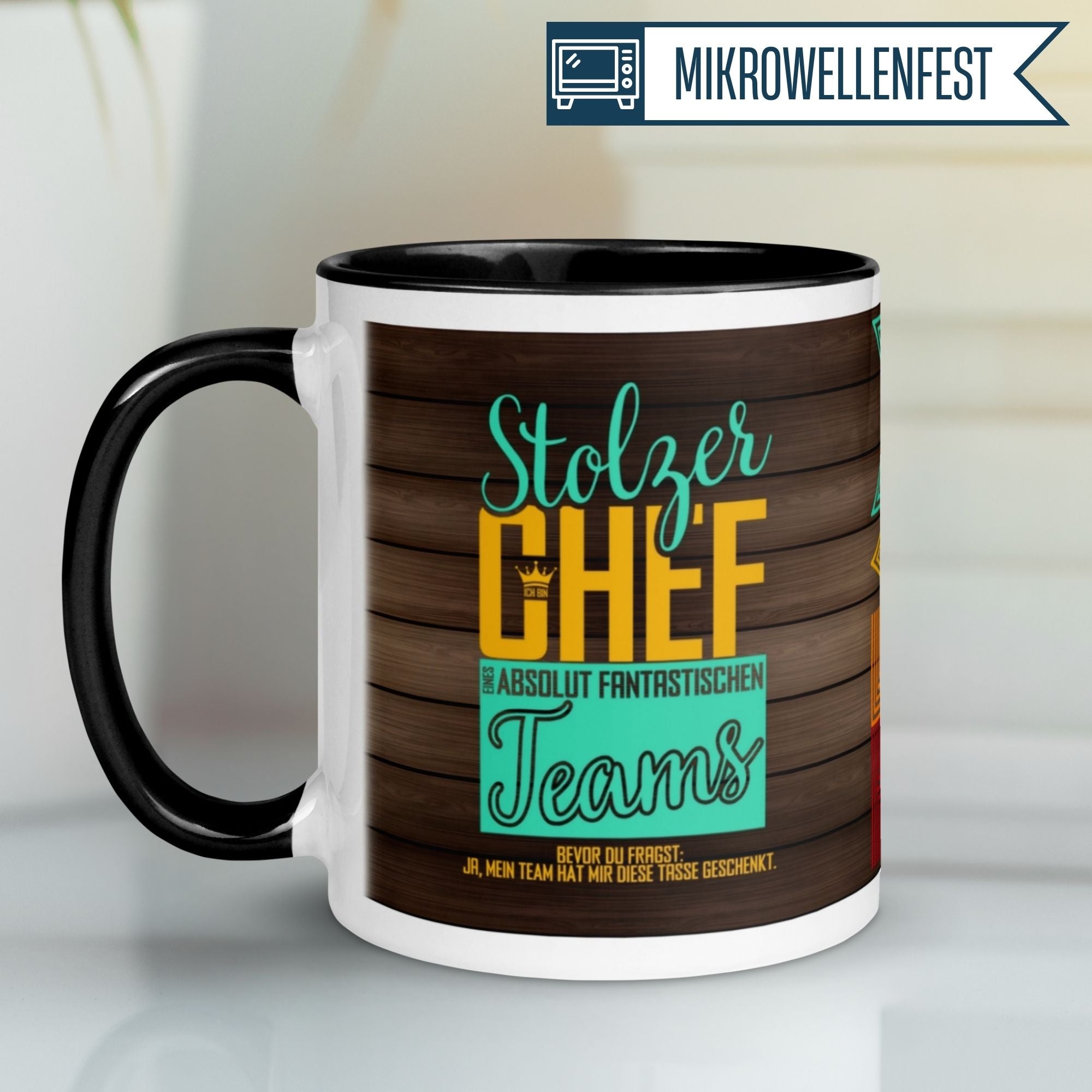 Momentals® Tasse Chef in Schwarz mit Spruch "Stolzer Chef eines fantastischen Teams" - kreative Geschenkidee.