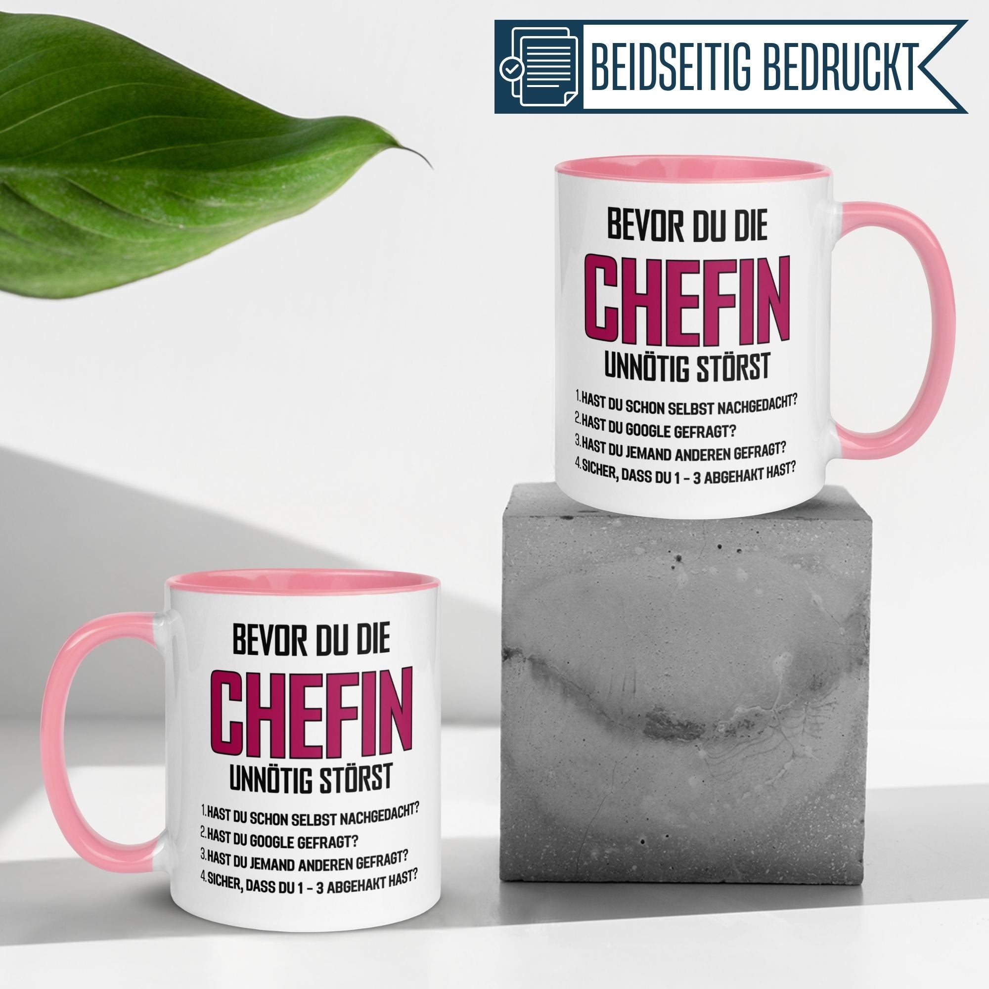 Momentals® Chefin Tasse mit humorvollem Spruch für wertschätzende Geschenke im Büro.