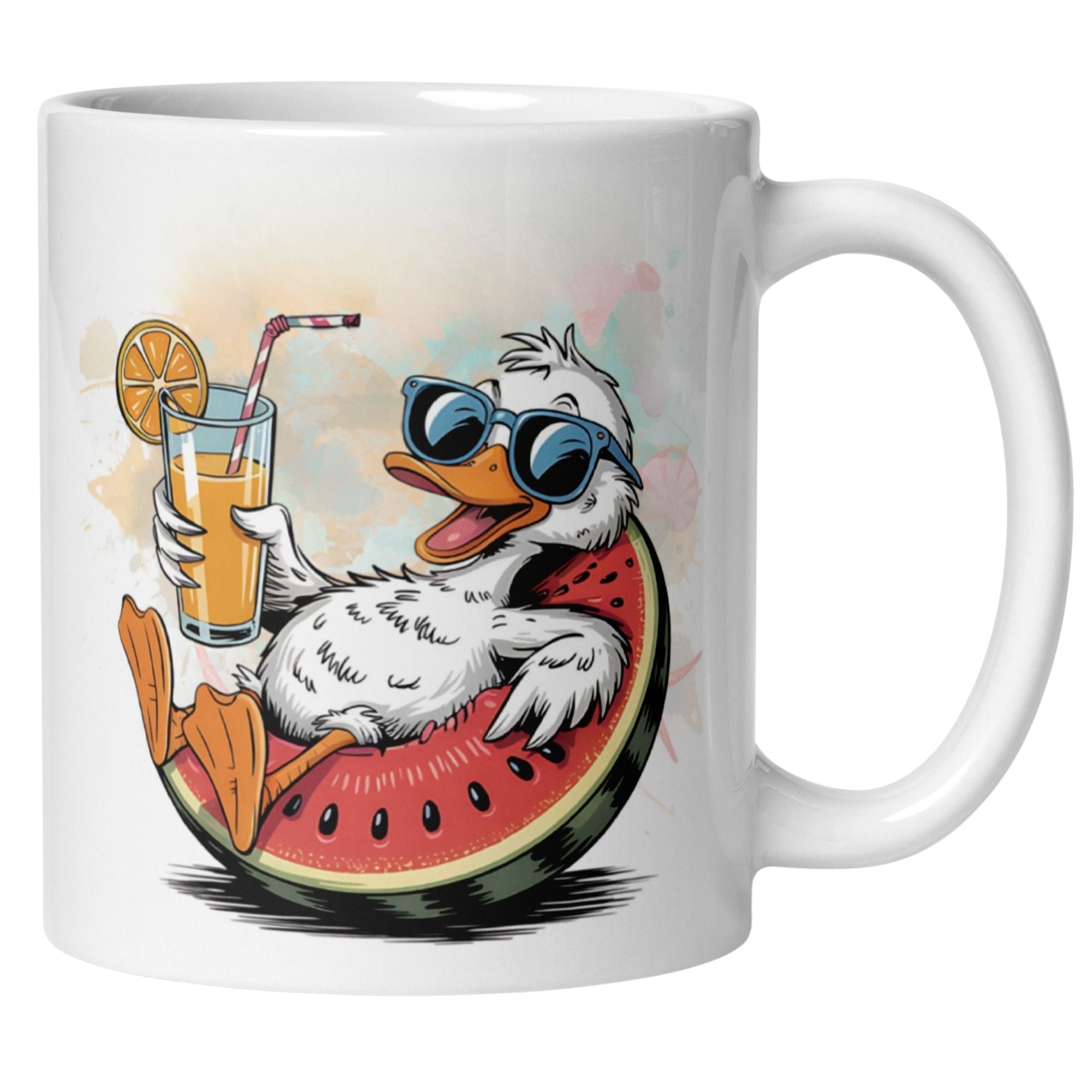 Tasse mit entspannter Ente in Sonnenbrille, die in einer Wassermelone chillt und einen Cocktail hält.