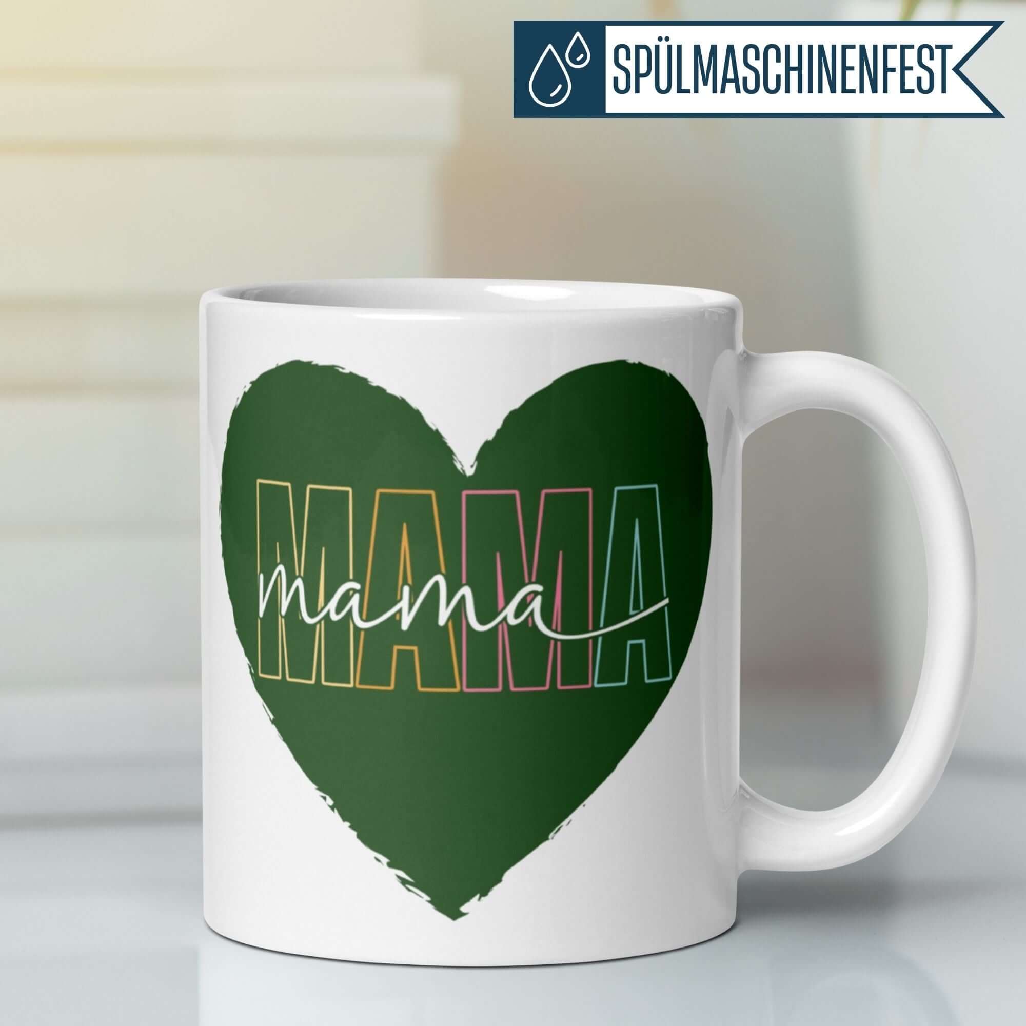 Bunte Mama Tasse mit grünem Herz und farbigem Schriftzug für Geschenke.