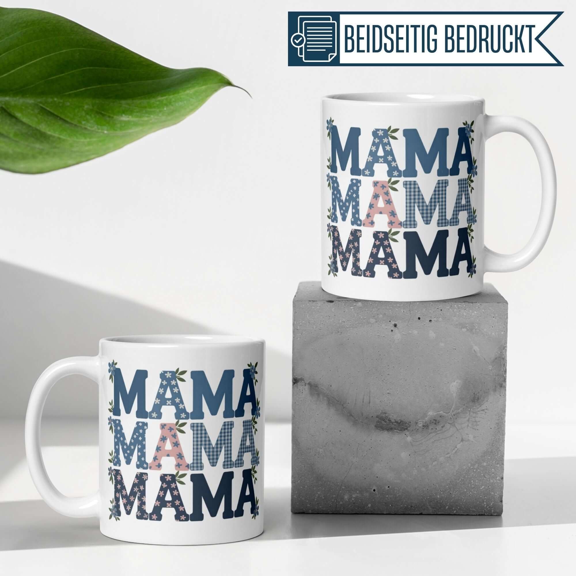 Momentals® Tasse Mama mit buntem Schriftzug und karierten Akzenten, perfekt als Geschenk für Mama.