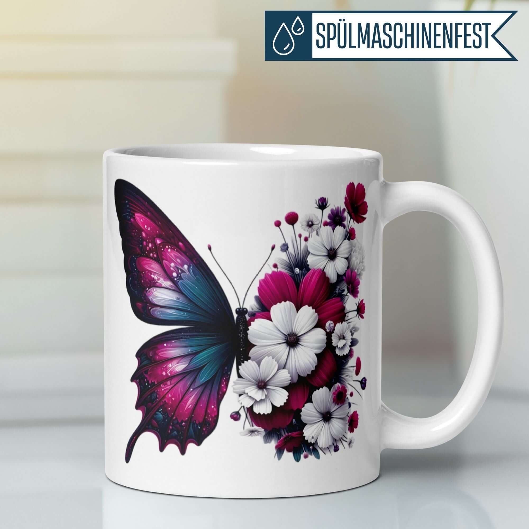 Momentals® Tasse mit Schmetterling und Blüten in Fuchsia, Magenta und Weiß, Spülmaschinenfest.